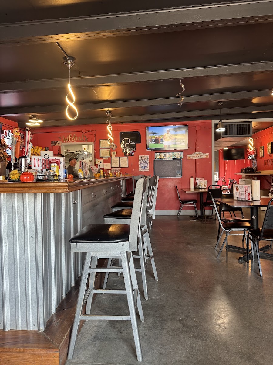 Last Call Bar and Grill