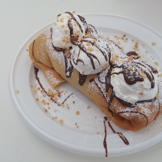 Crepes Con Gelato