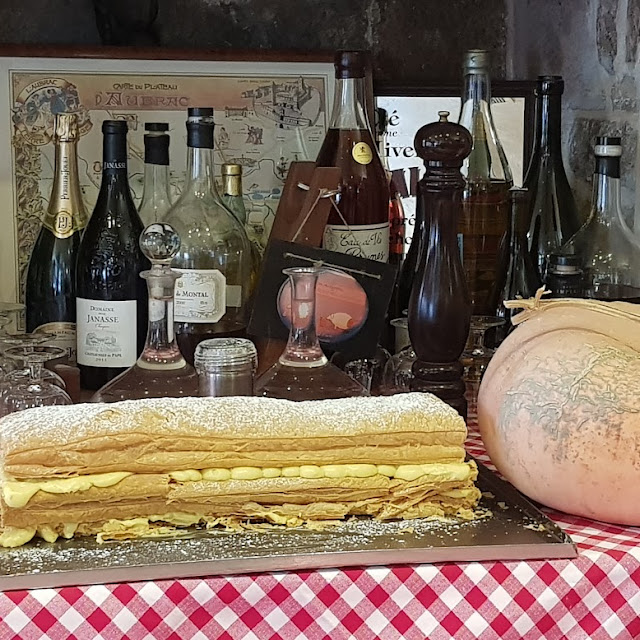 Le Millefeuille