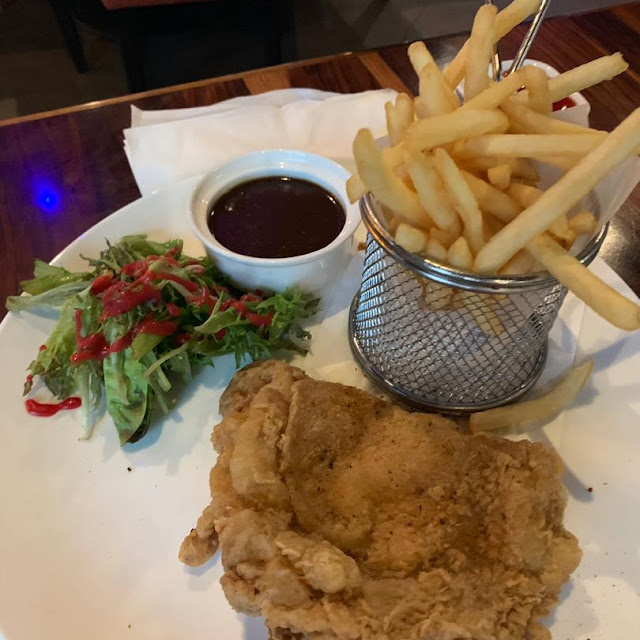 Crispy Chicken with Fries