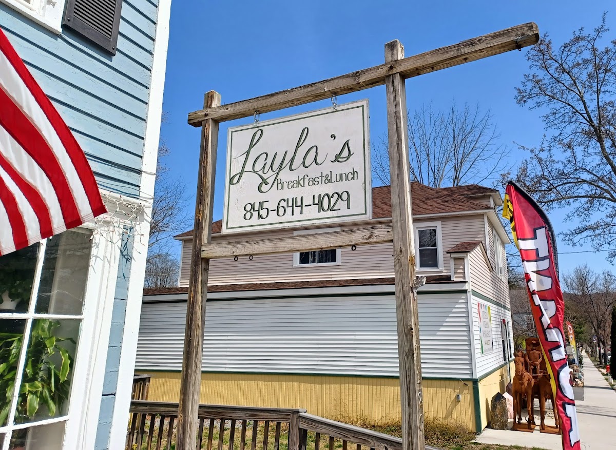 Layla's Breakfast & Lunch