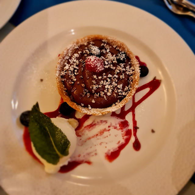 Crème Brulée À la Liqueur de Sapin