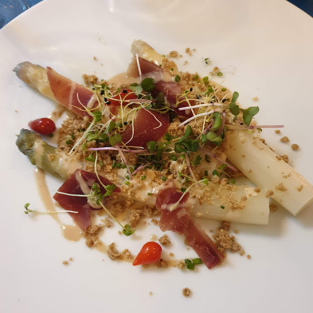 White Asparagus