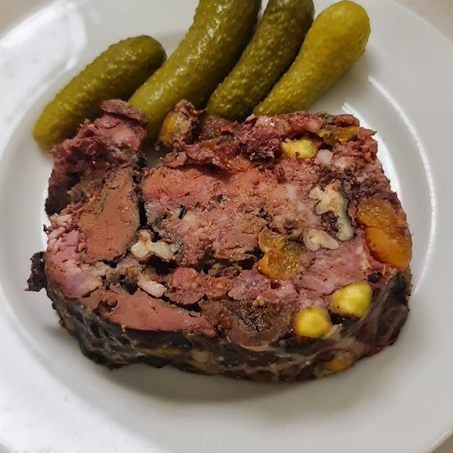 Terrine de Foie de Volaille Aux Abricots Et Fruits Secs
