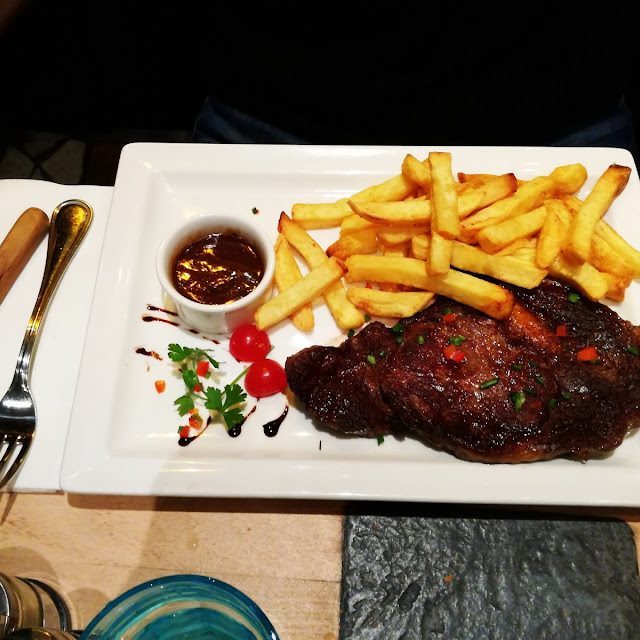 Entrecôte 300gr Frites Maison