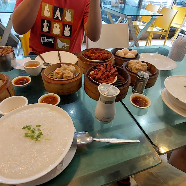 Congee Chicken Feet Siomai