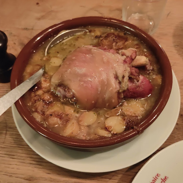 Pork with Garlic and Potatoes