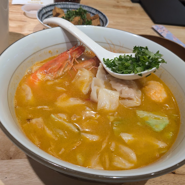 Big Prawn Shrimp Ramen