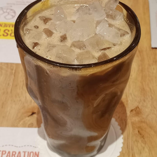 Cold White Coffee