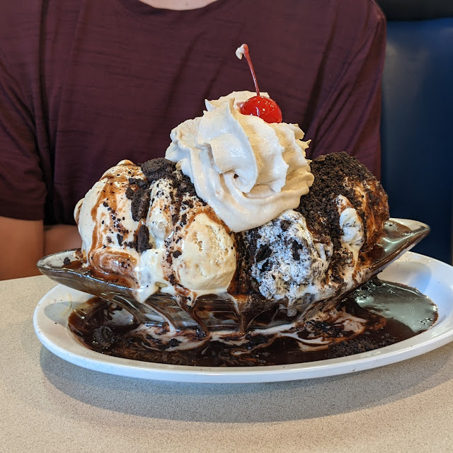 Large Sundae