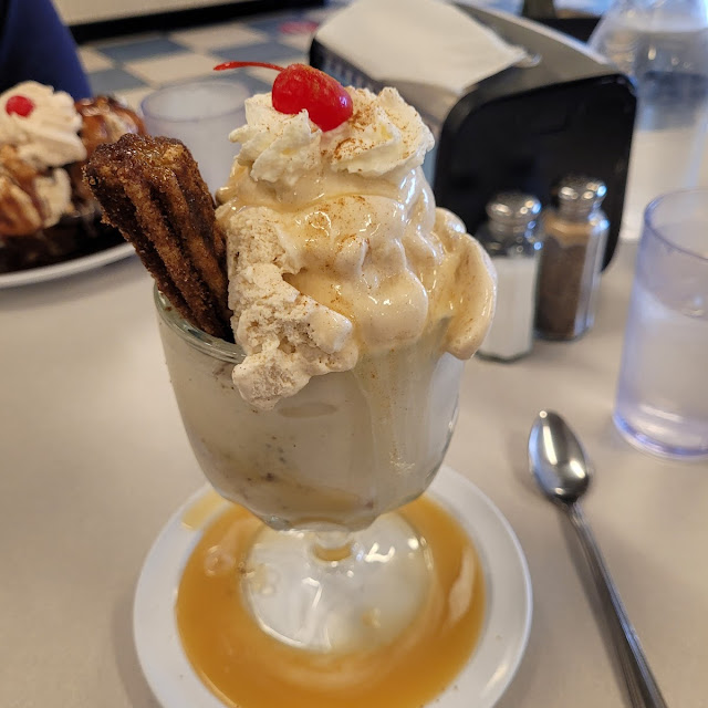 Large Sundae