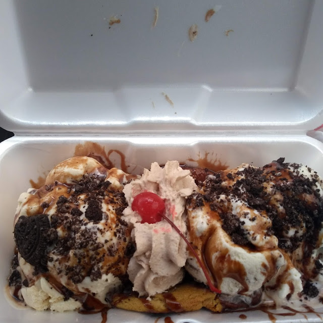 Marianne's Hot Fudge Sundae