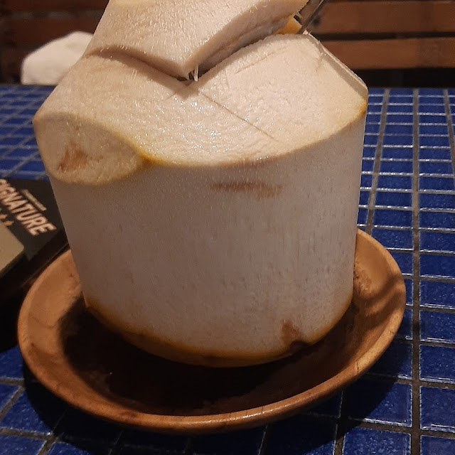 Kelapa Muda Dingin