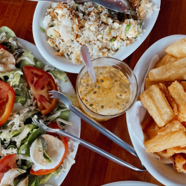 Arroz Biro-biro Salada Leôncio E Aipim Frito
