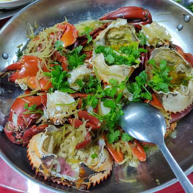 Steam Crabs