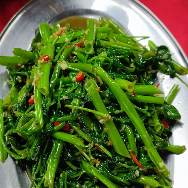 马来盏炒蕹菜