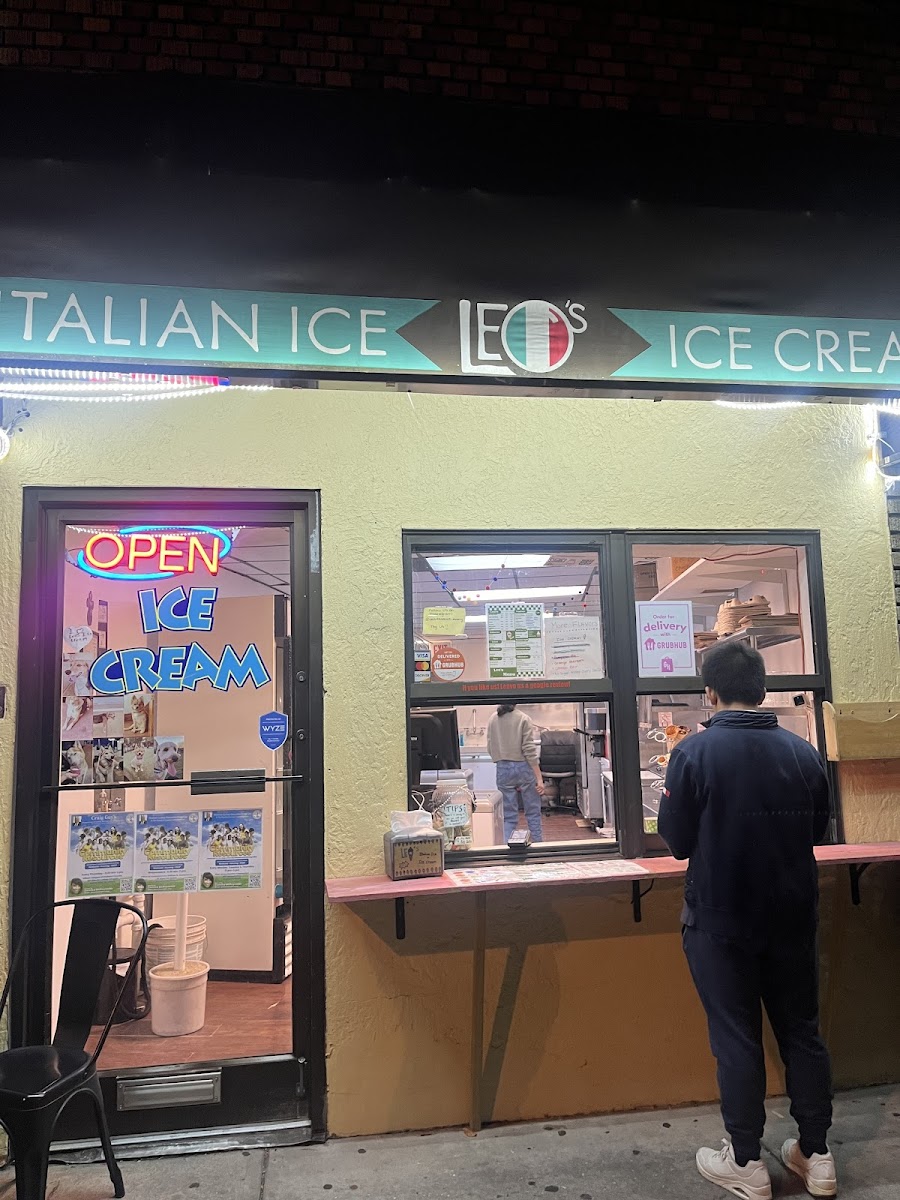 Leo's Italian Ice & Ice Cream