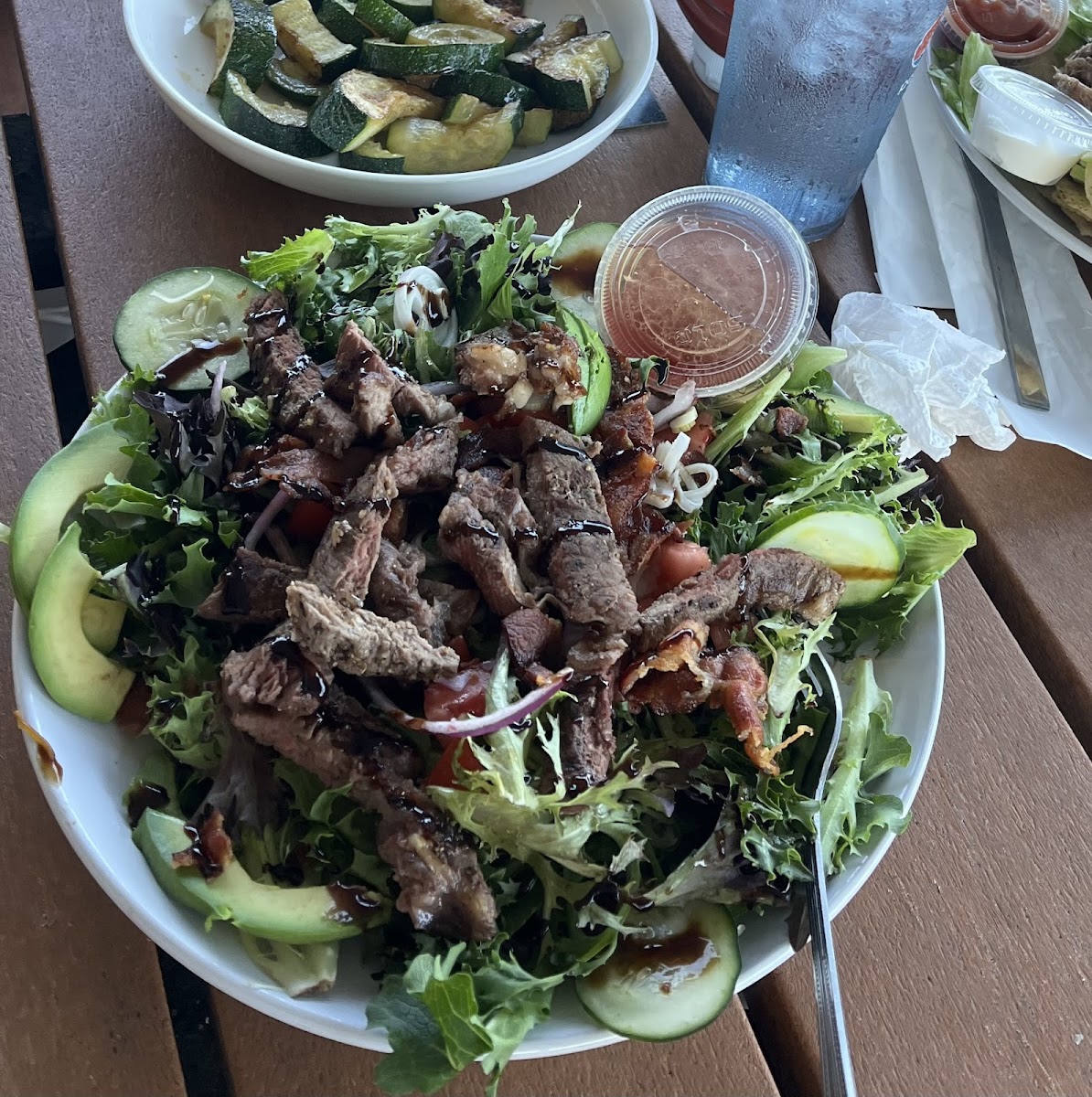 Leo's Marina Bay Restaurant