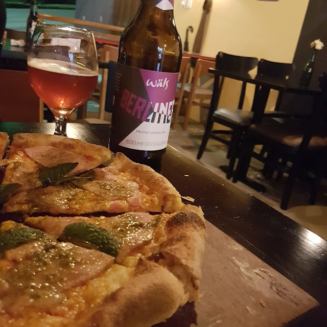 Pizza Afomicato Cerveja Berliner