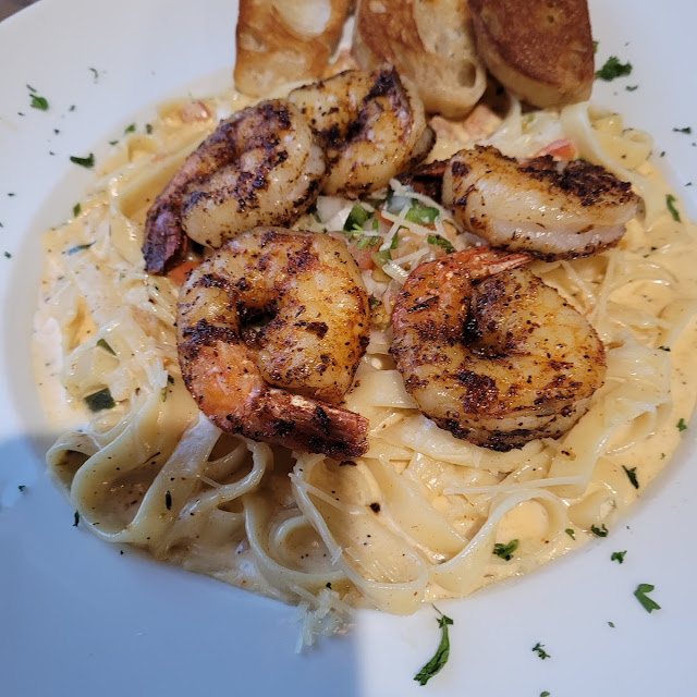 Fettuccine Alfredo with Shrimp