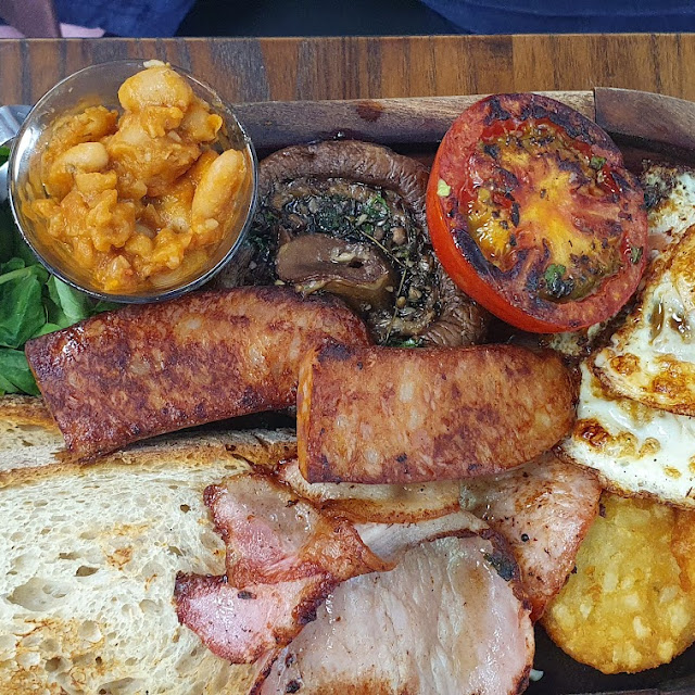 English Breakfast