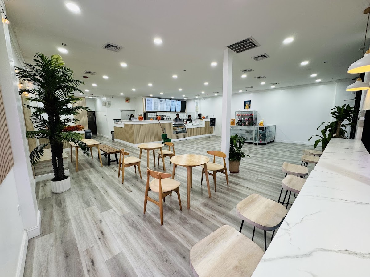 LEViEN Café