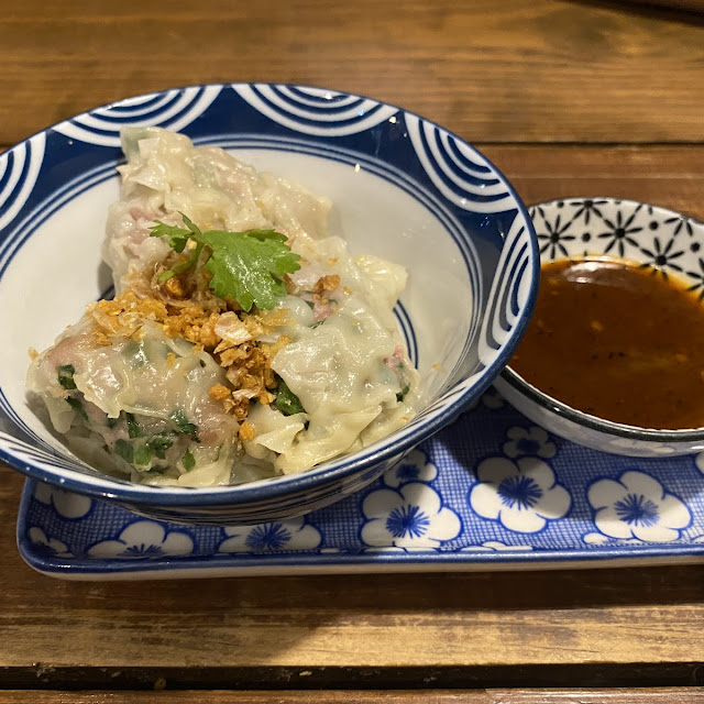 ขนมจีบหลงโถว