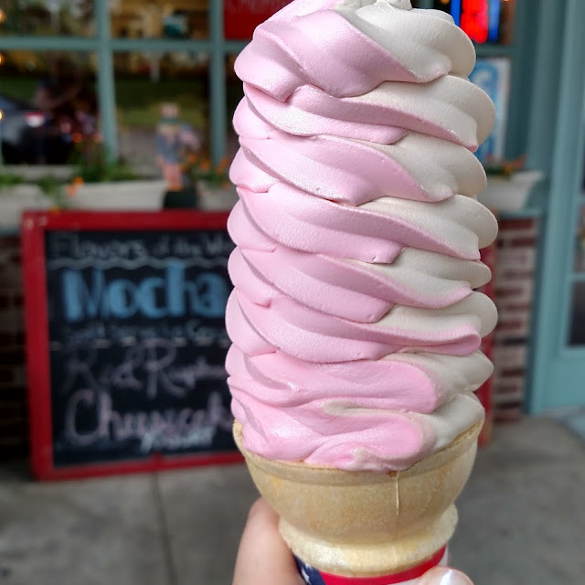 Red Raspberry Cheesecake