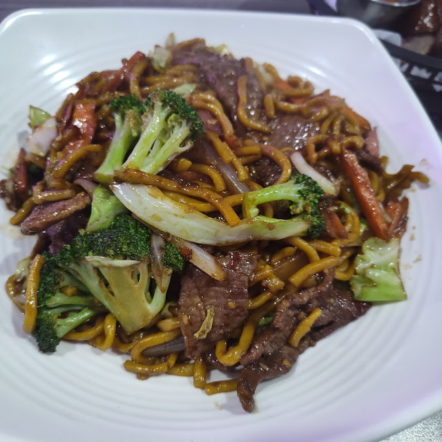 Beef Lo Mein Noodles