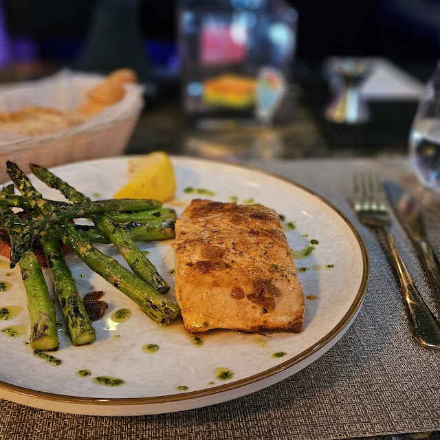 Salmon and Asparagus