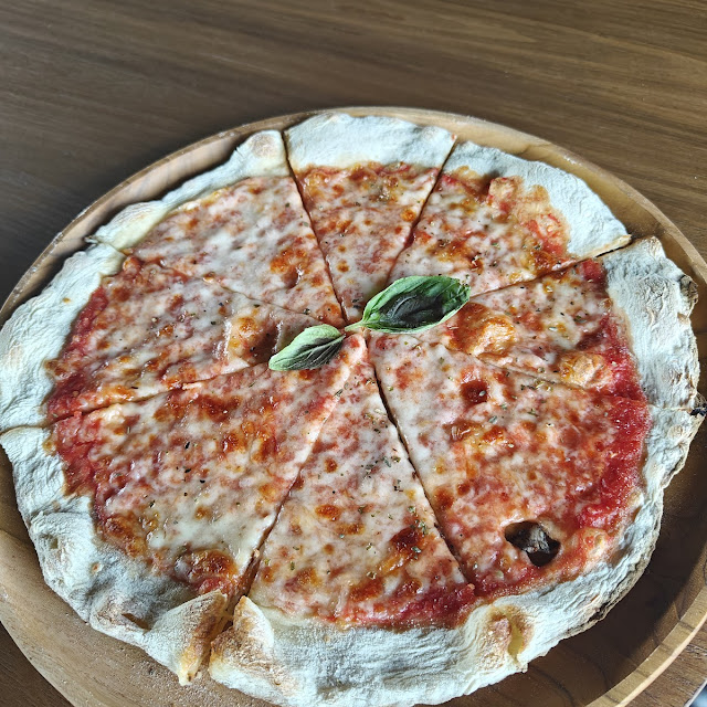 Pizza Margherita