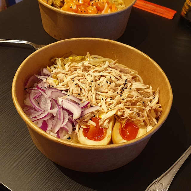 Poke Con Pollo