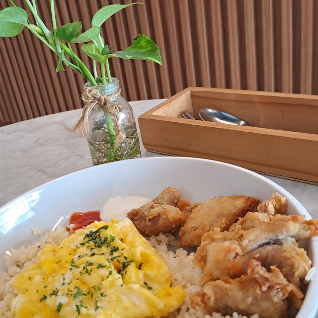 Butter Rice with Fried Chicken
