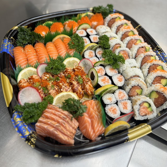Deluxe Sushi Plate