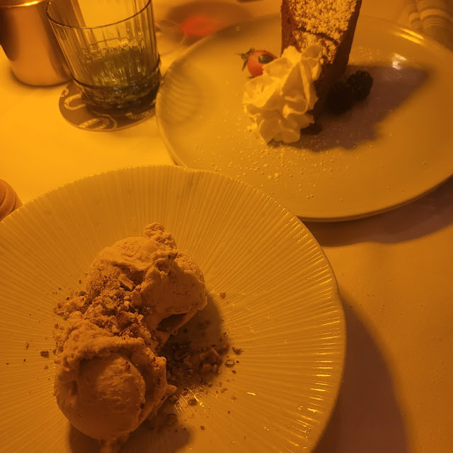 Pistachio Gelato and Flourless Chocolate Cake