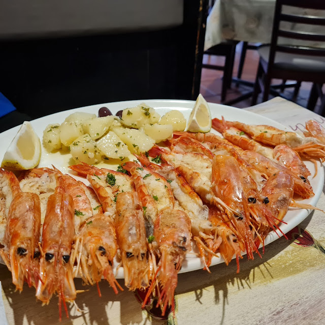 Queen Prawns with Porra Potatoes