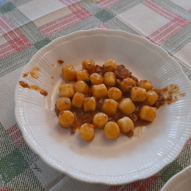 Gnocchi Al Sugo Di Orso