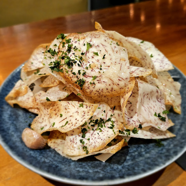 Gabi Chips with Garlic Aioli