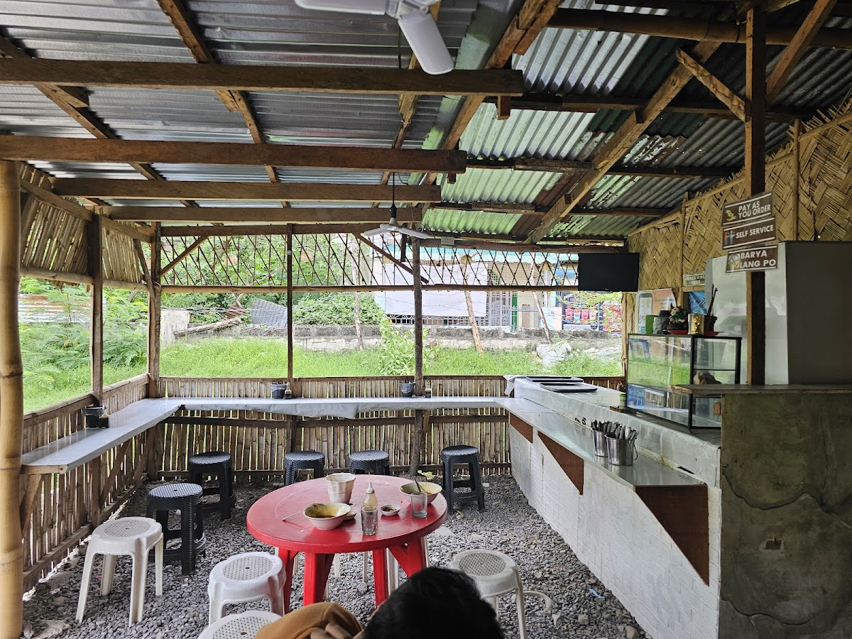Lomi House