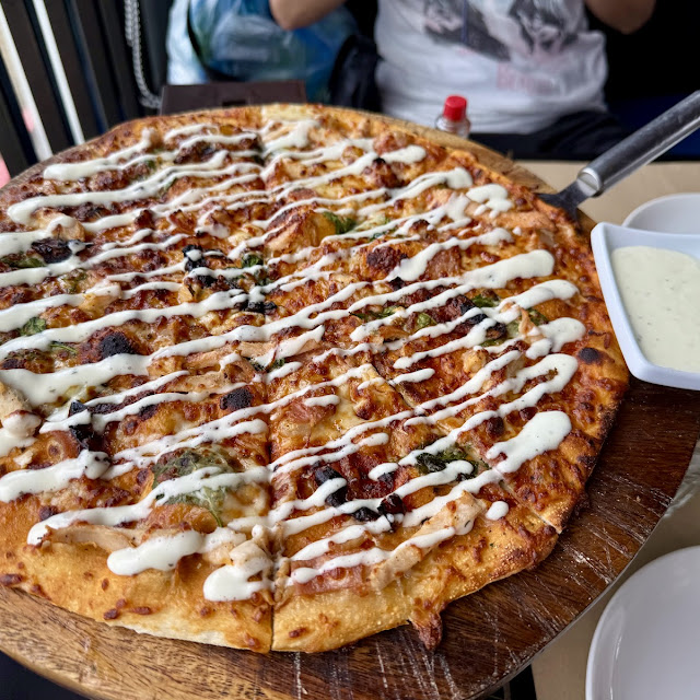 Queen Elizabeth Pizza