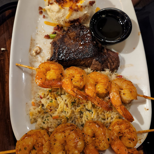 6 Oz Sirloin and Shrimp
