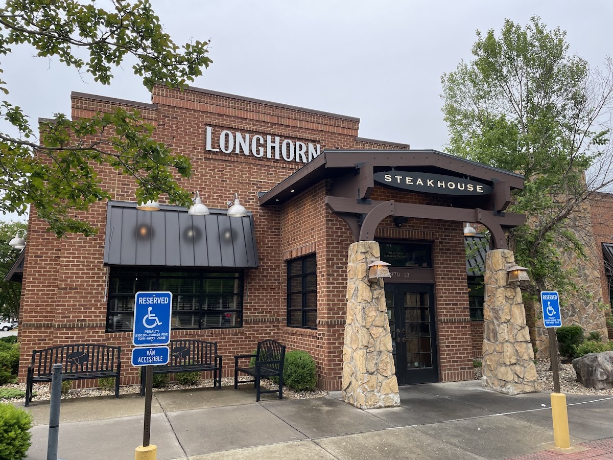 LongHorn Steakhouse - Williamsburg