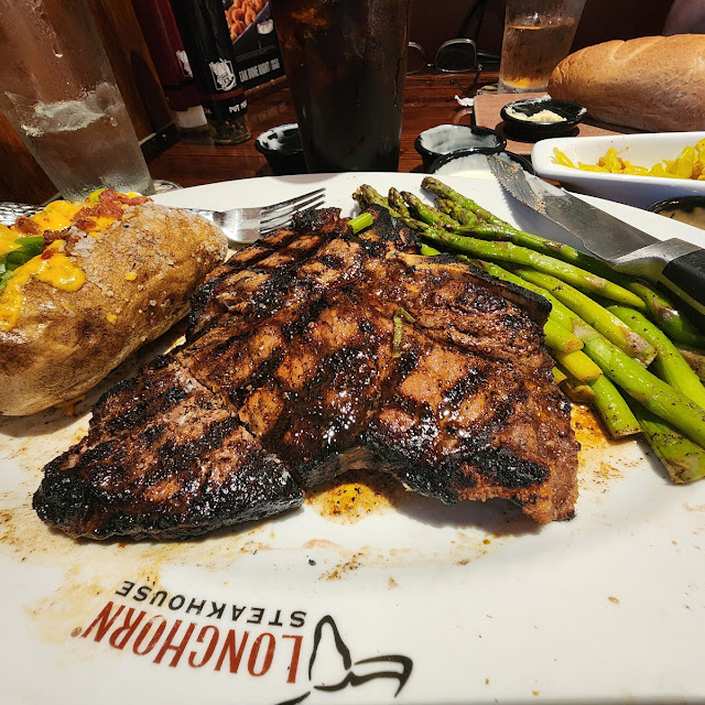 The Longhorn Porterhouse
