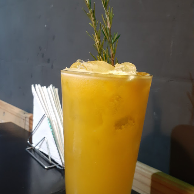 Gin Tônica Maracujá
