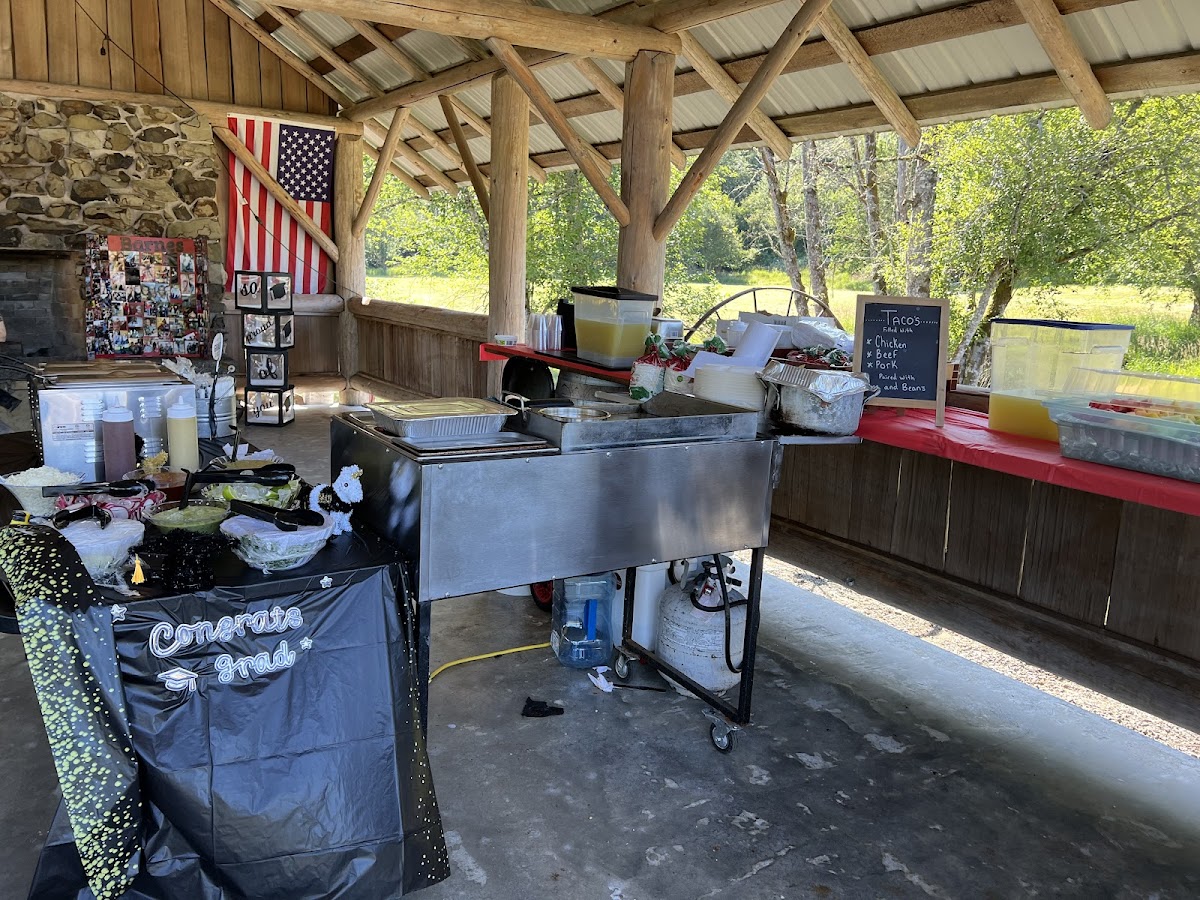 Los Costenos Taco Truck