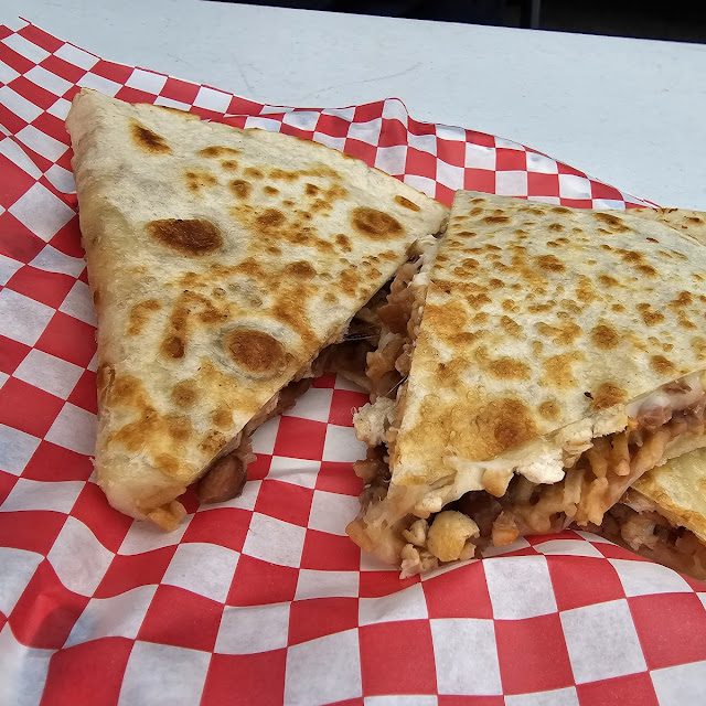 Quesadilla De Pollo Chicken
