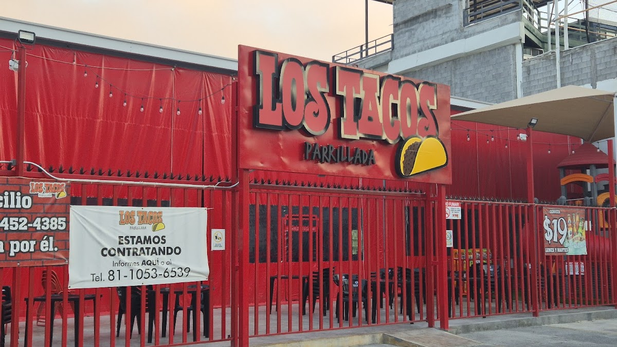 Los Tacos Parrillada - Revolución