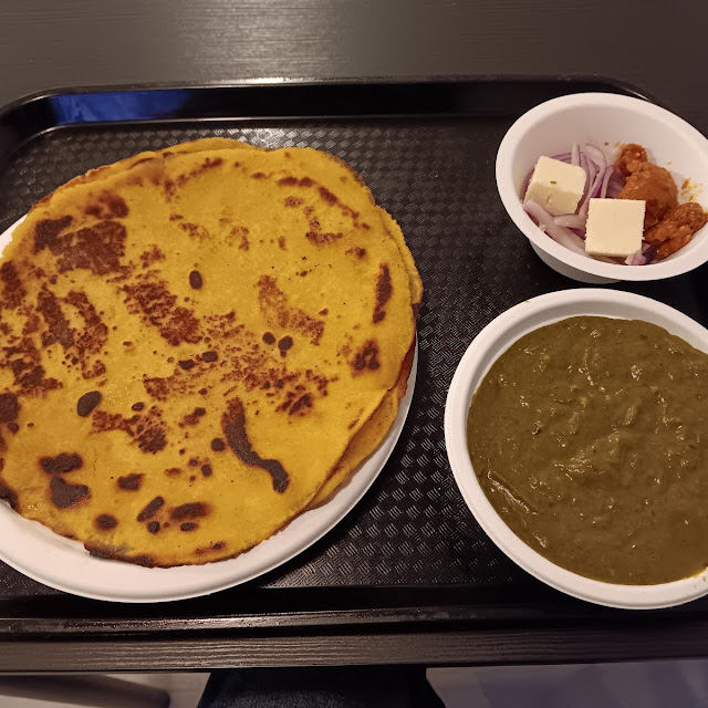 Saag Makki Roti Thali