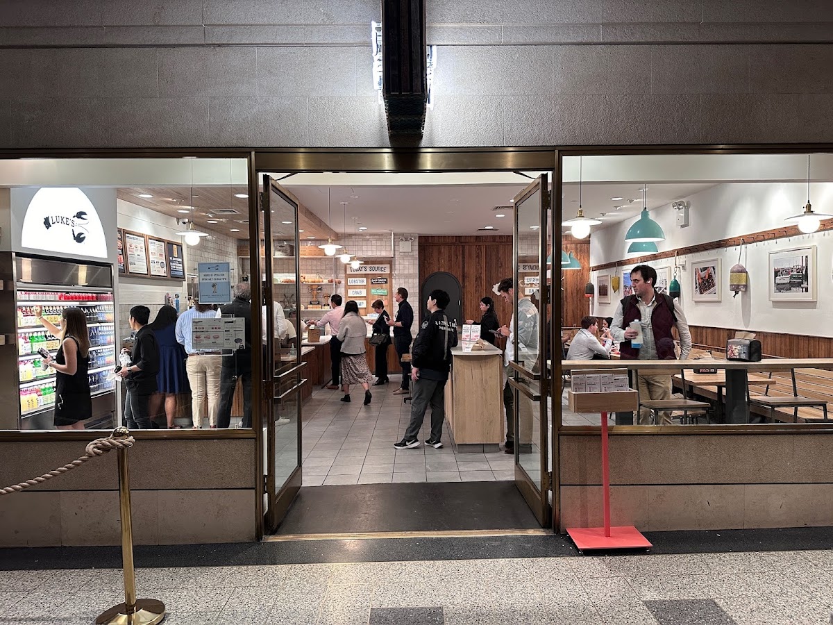 Luke's Lobster at Rockefeller Center