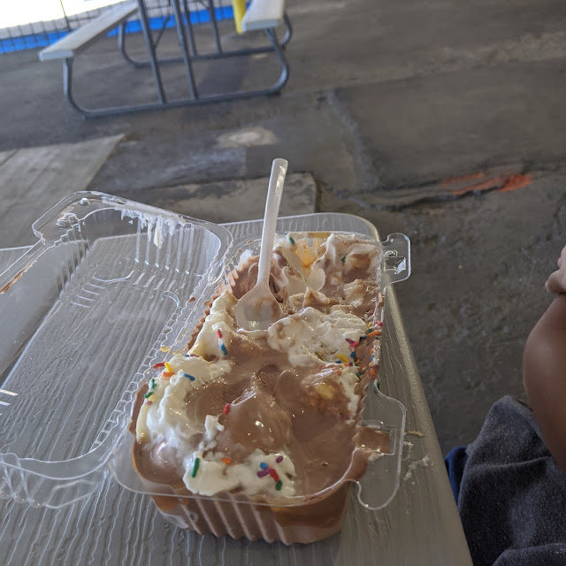 Traditional Banana Split